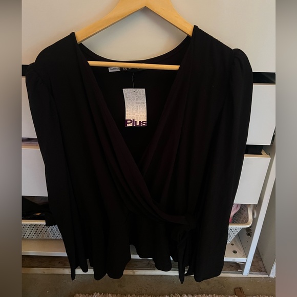 Dressy crop top blouse - Picture 2 of 4